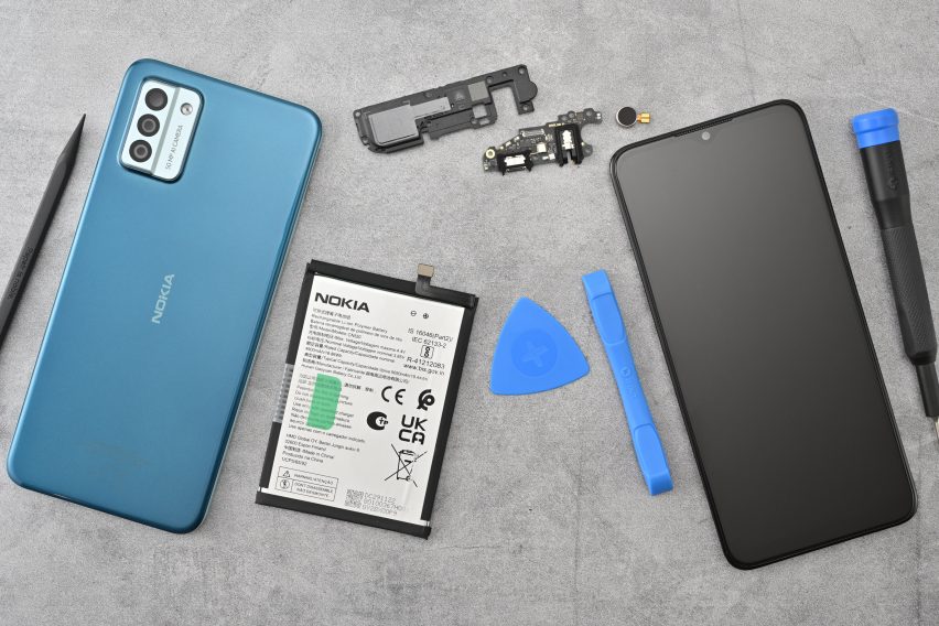 Nokia G22 smartphone and repair kit