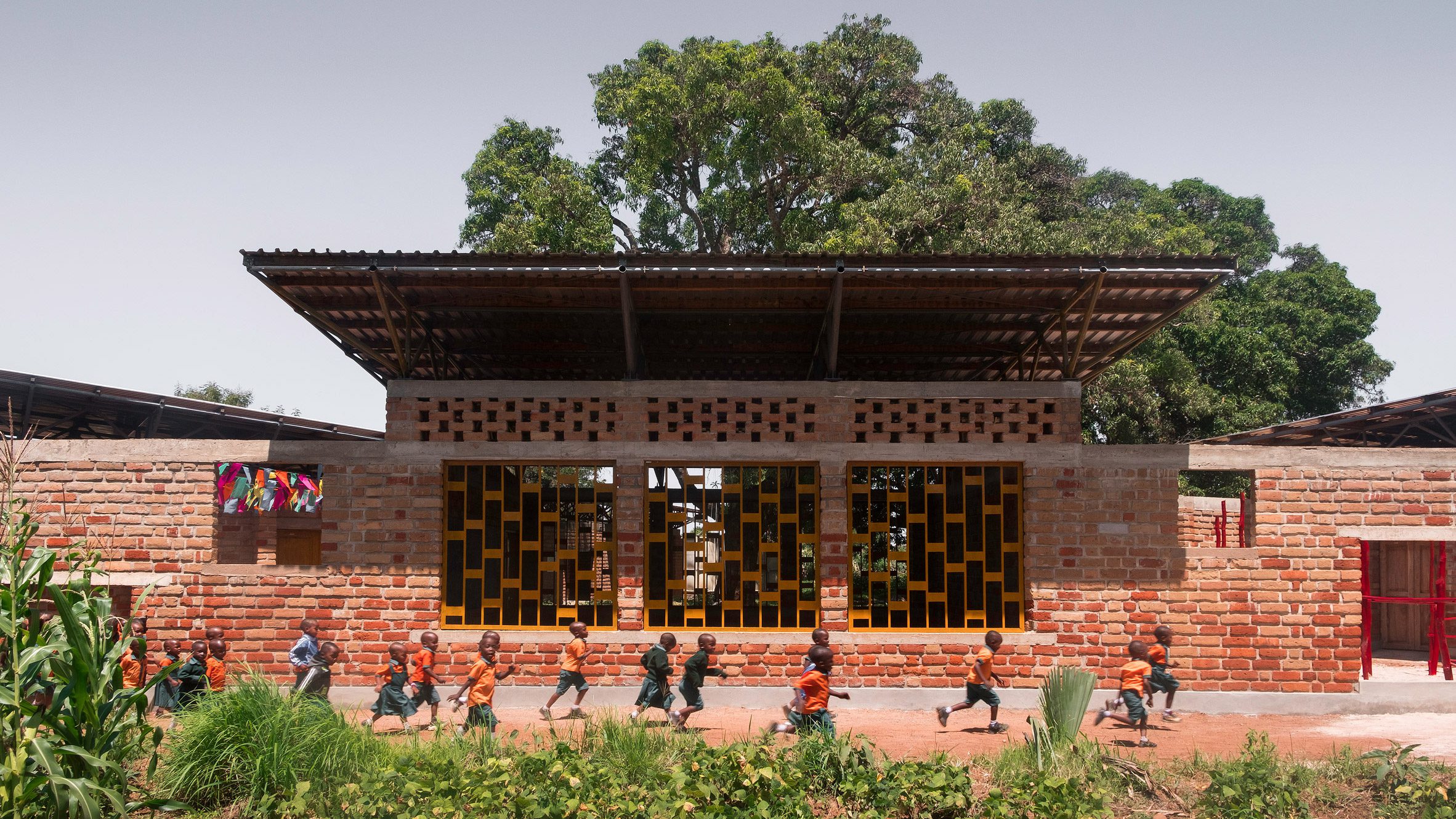 Classrooms wrap courtyard at Wayair School by Jeju Studio - Vimarsana News