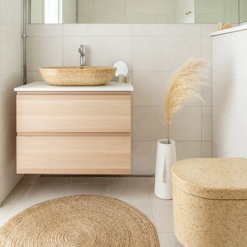 Woodio bathroom collection by Woodio