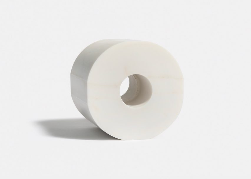 Marble toilet roll