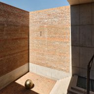 Alberto Kalach creates "secular sacred space" for Casa Wabi founder in Mexico City