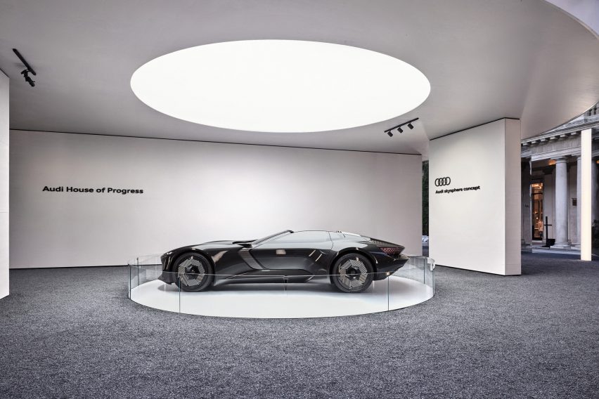 آئودی "آسمان کره" خودروی مفهومی در نمایشگاه House of Progress در میلان به نمایش گذاشته شد