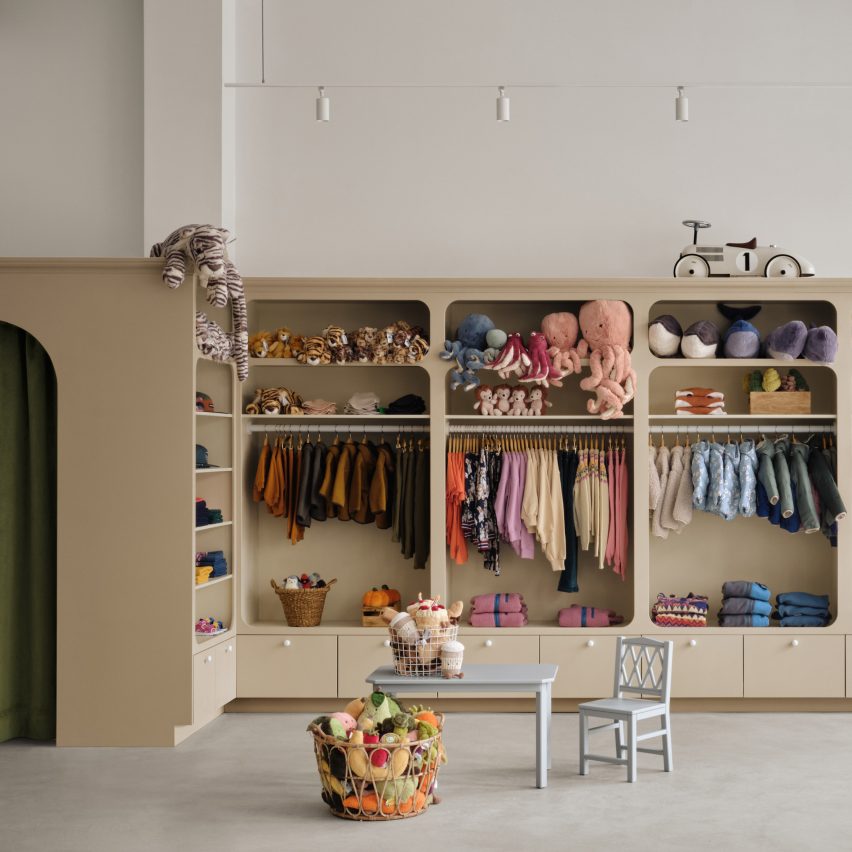 Storage wall in Billie Le Kid Boutique by Vives St-Laurent