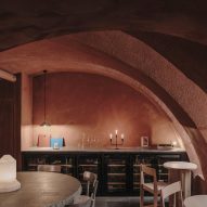 Plantea Estudio creates cosy cave-like room within bar Gota
