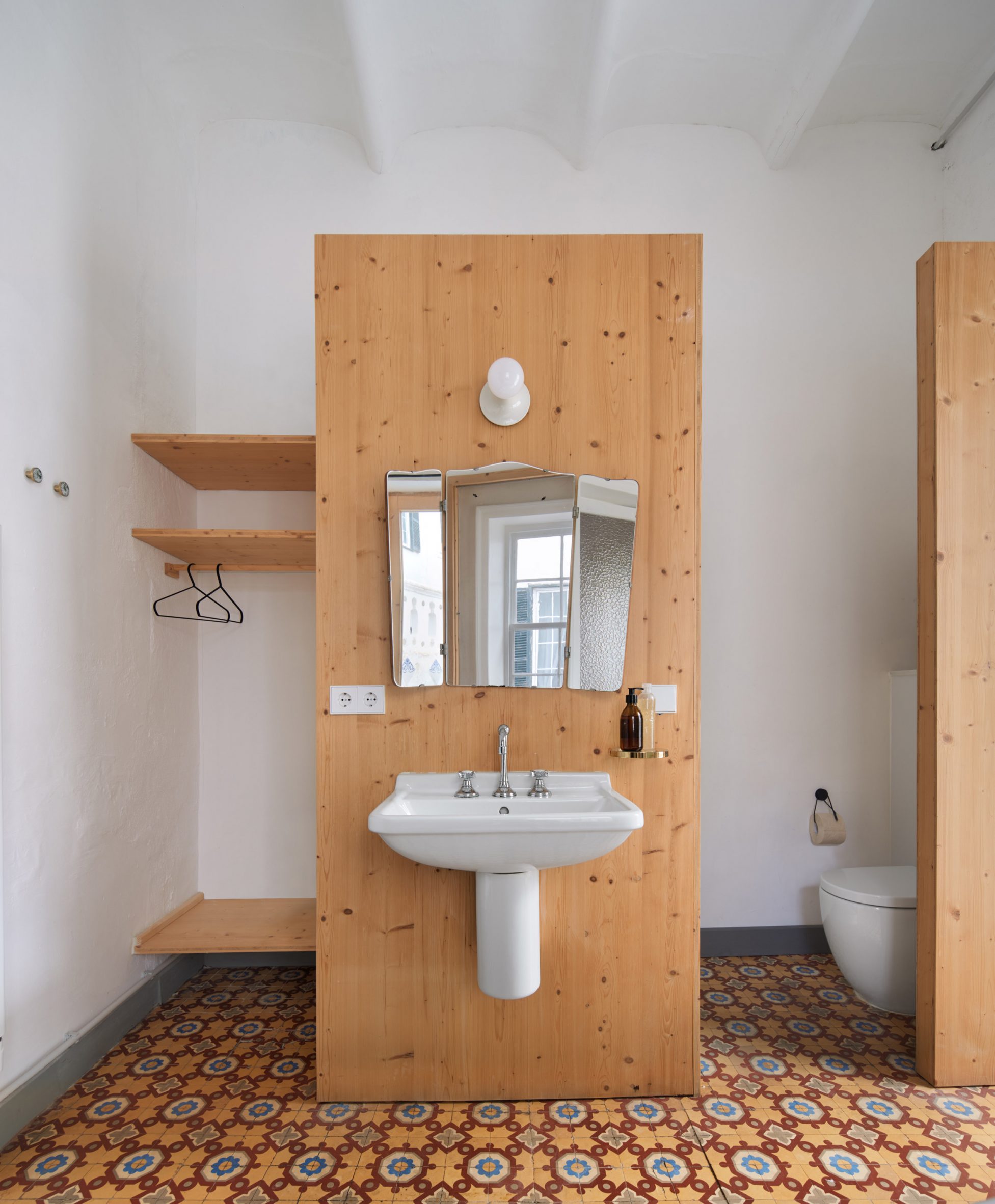Bathroom of hotel in Menorca by Emma Martí Arquitectura