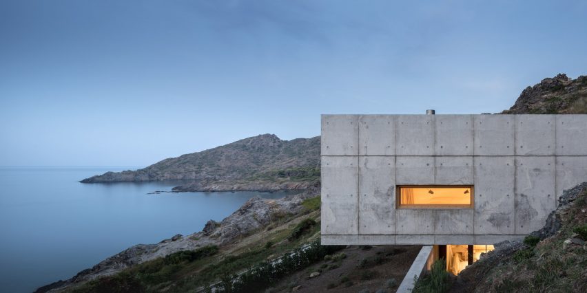 Concrete House, Spain, by Marià Castello and José Antonio Molina