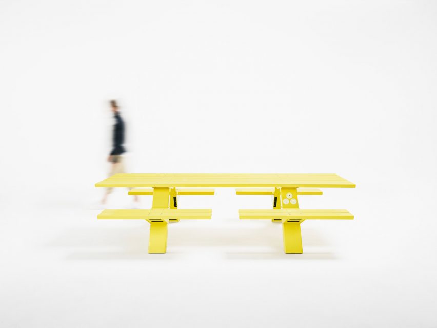 Yellow Mass table by Alexander Lotersztain for Derlot
