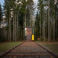 Olson Kundig places movable studio on rail tracks in Washington State