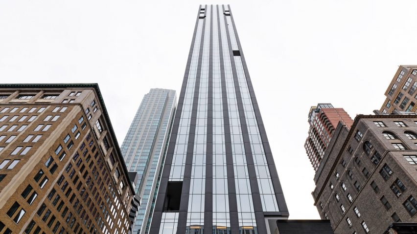 Exterior of 227 Fifth Avenue by Rafael Viñoly