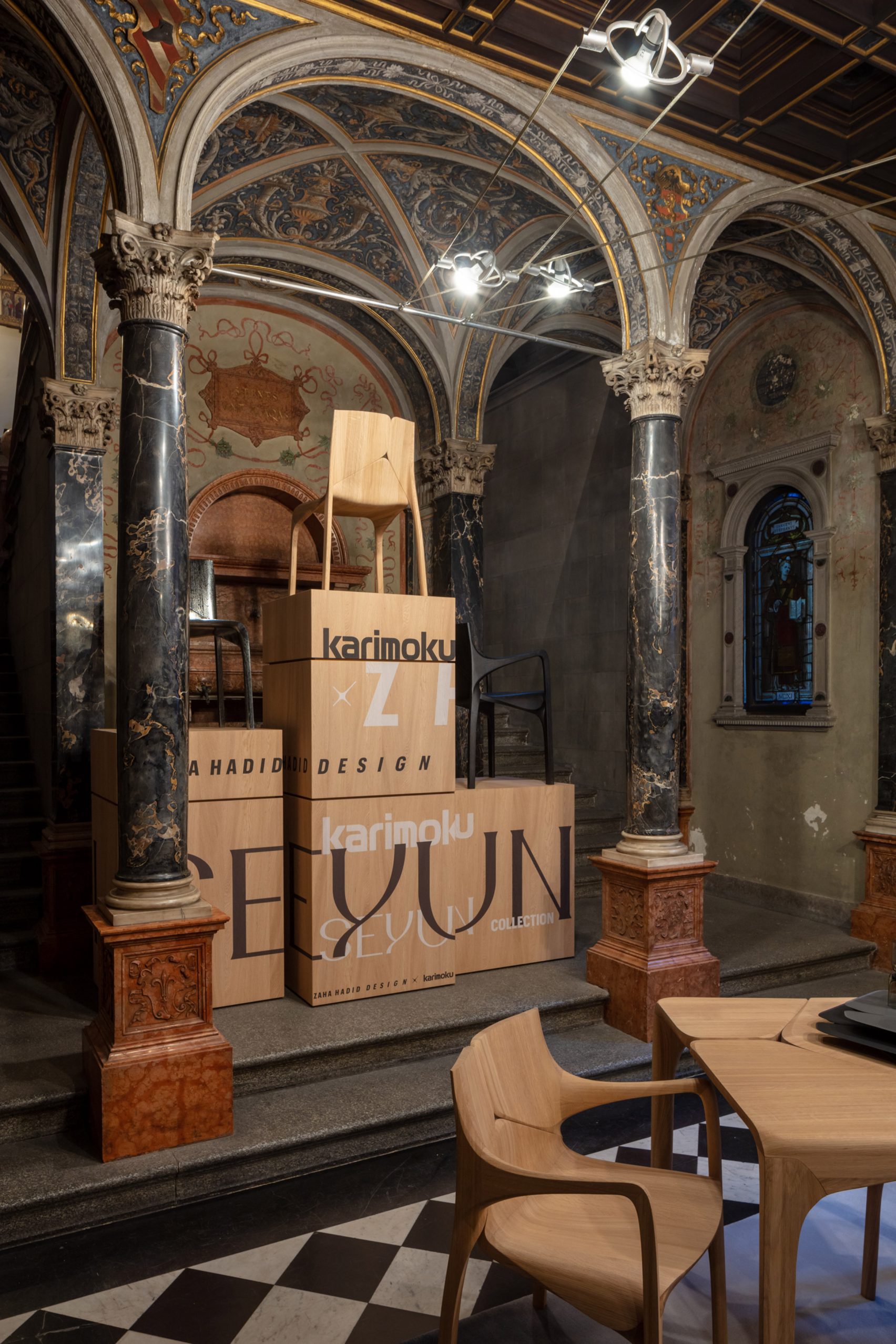 Zaha Hadid Design lanza la colección de muebles de madera Seyun con ...