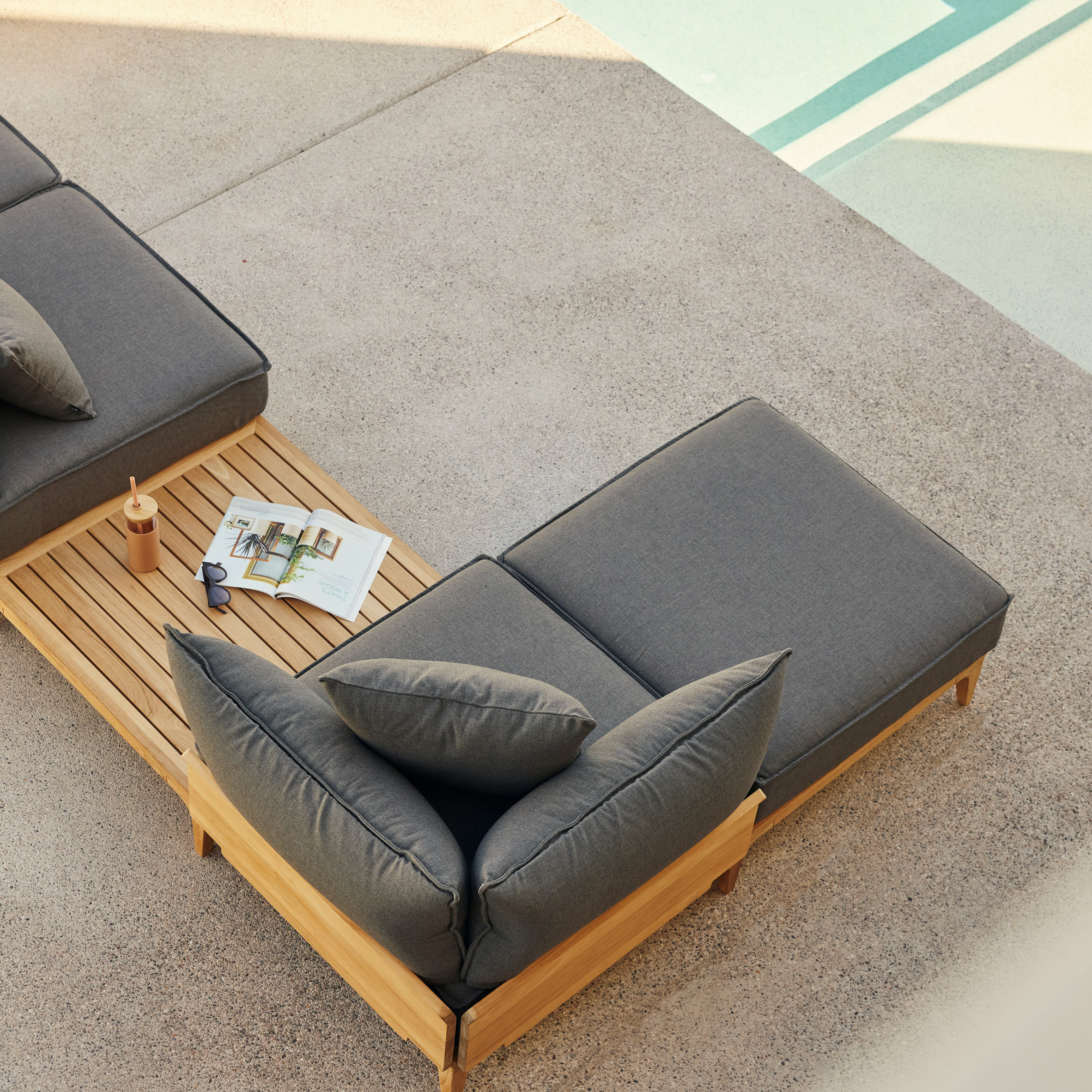 Bluff Lounge Outdoor Seating By