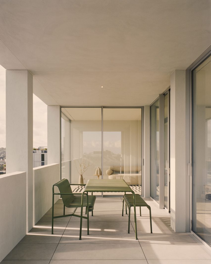 Photo of a terrace at the Perth apartment building