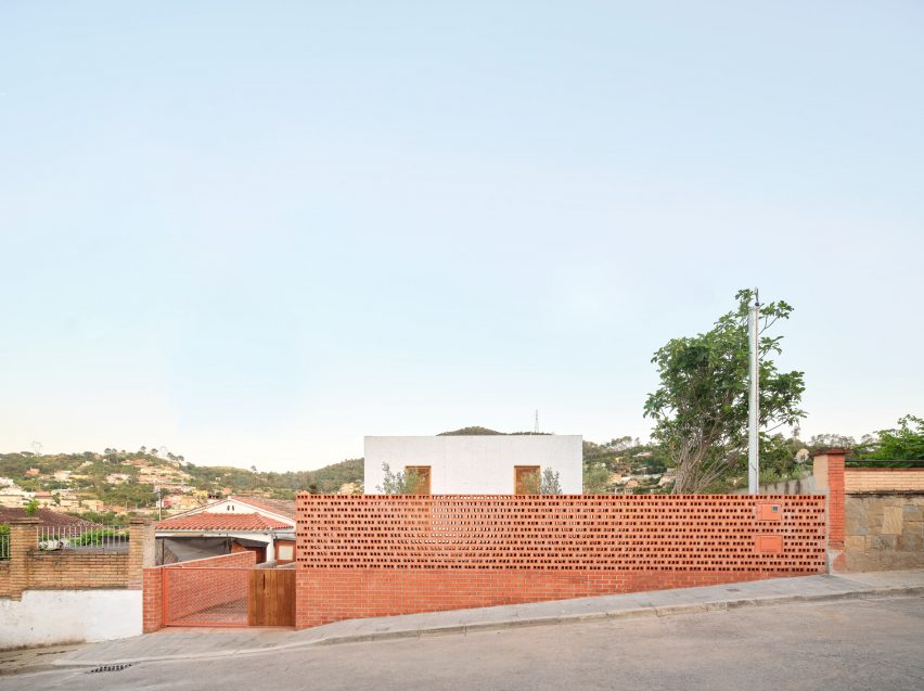 Exterior of brick home in Spain
