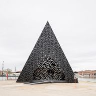 Kwaee pavilion by David Adjaye at Venice Architecture Biennale