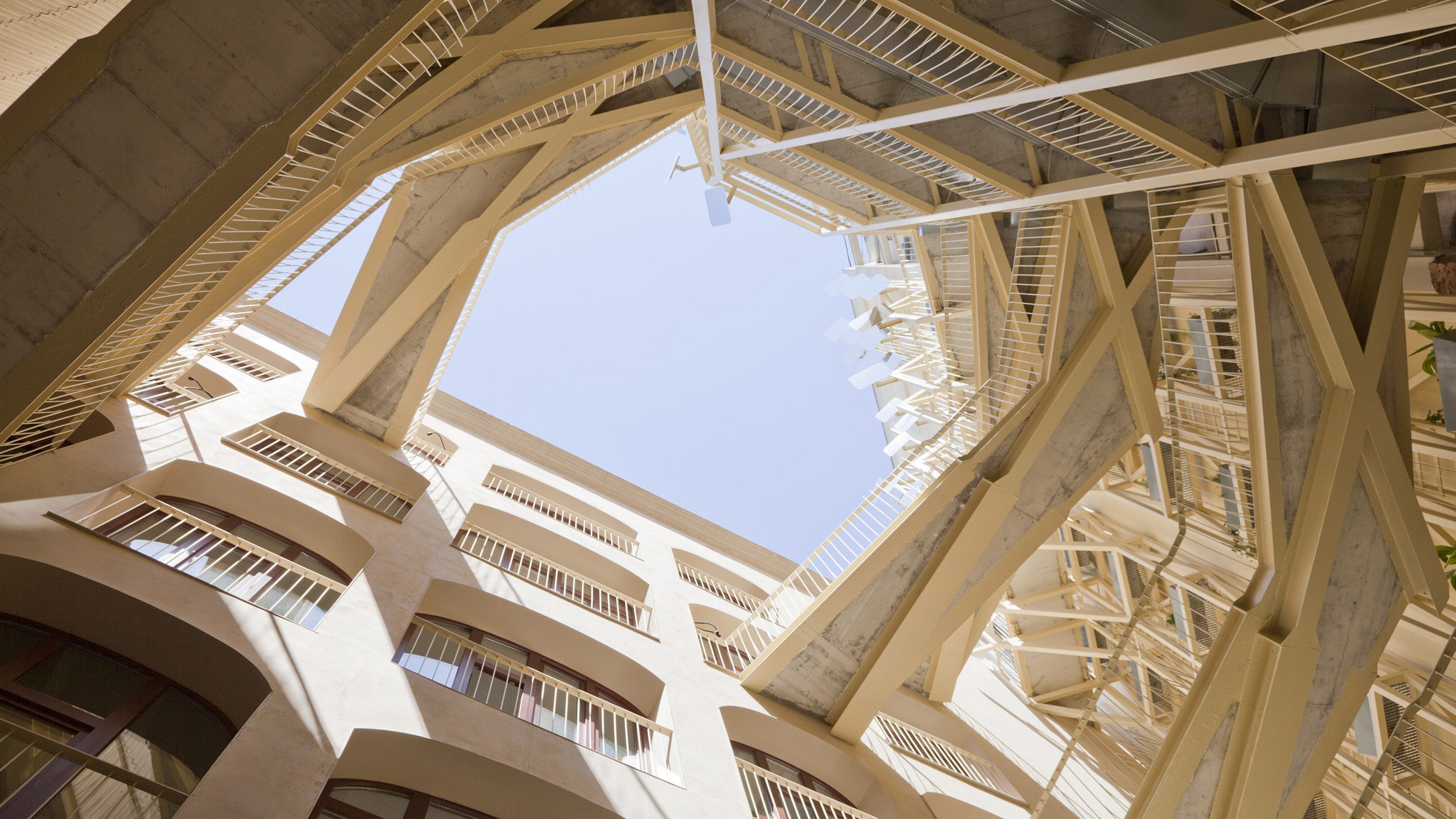 Office for Strategic Spaces revitalises La Carboneria apartment block - Vimarsana News