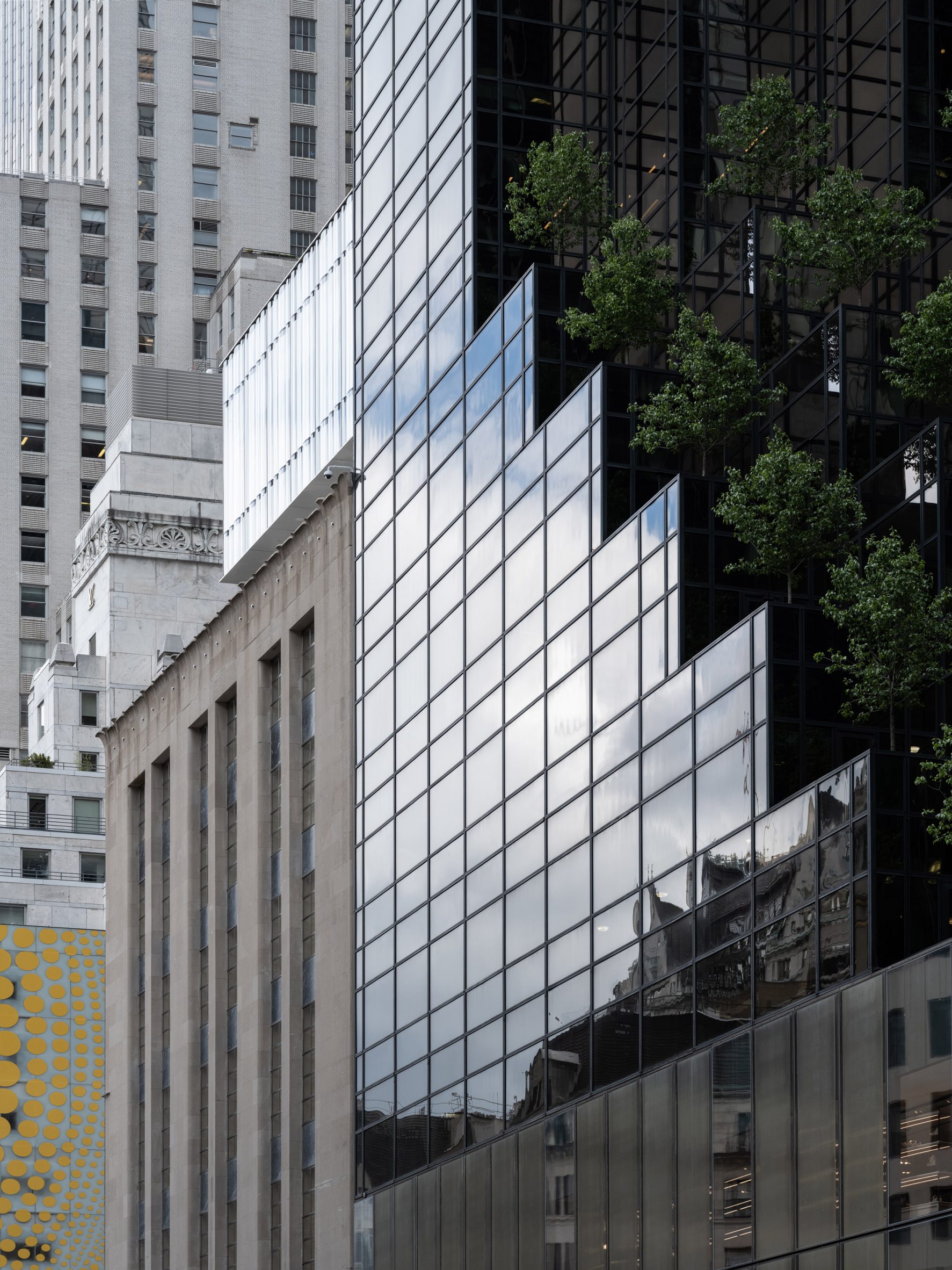 OMA tops Tiffany & Co's Fifth Avenue flagship with jewellery box addition