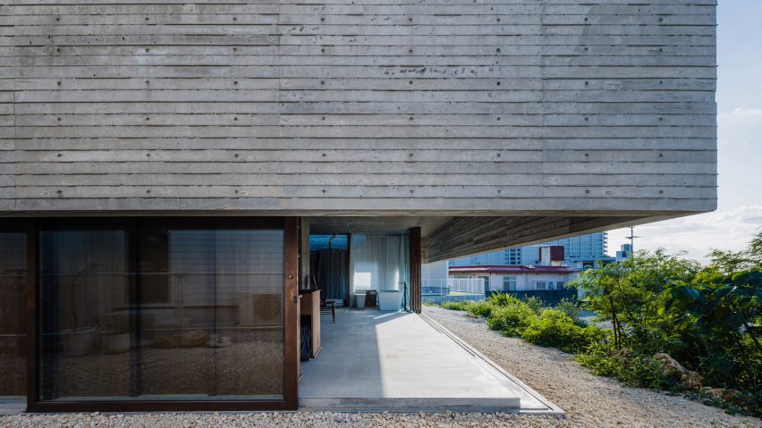 Exterior of One-Legged House in Japan by IGArchitects