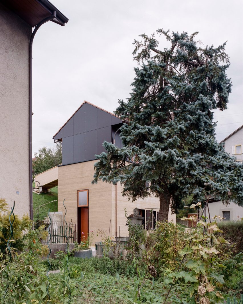 The exterior of The Recipe house in Switzerland by Madeleine Architectes