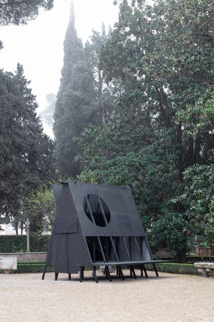 Schwarzer Pavillon von Buero Wagner in Rom