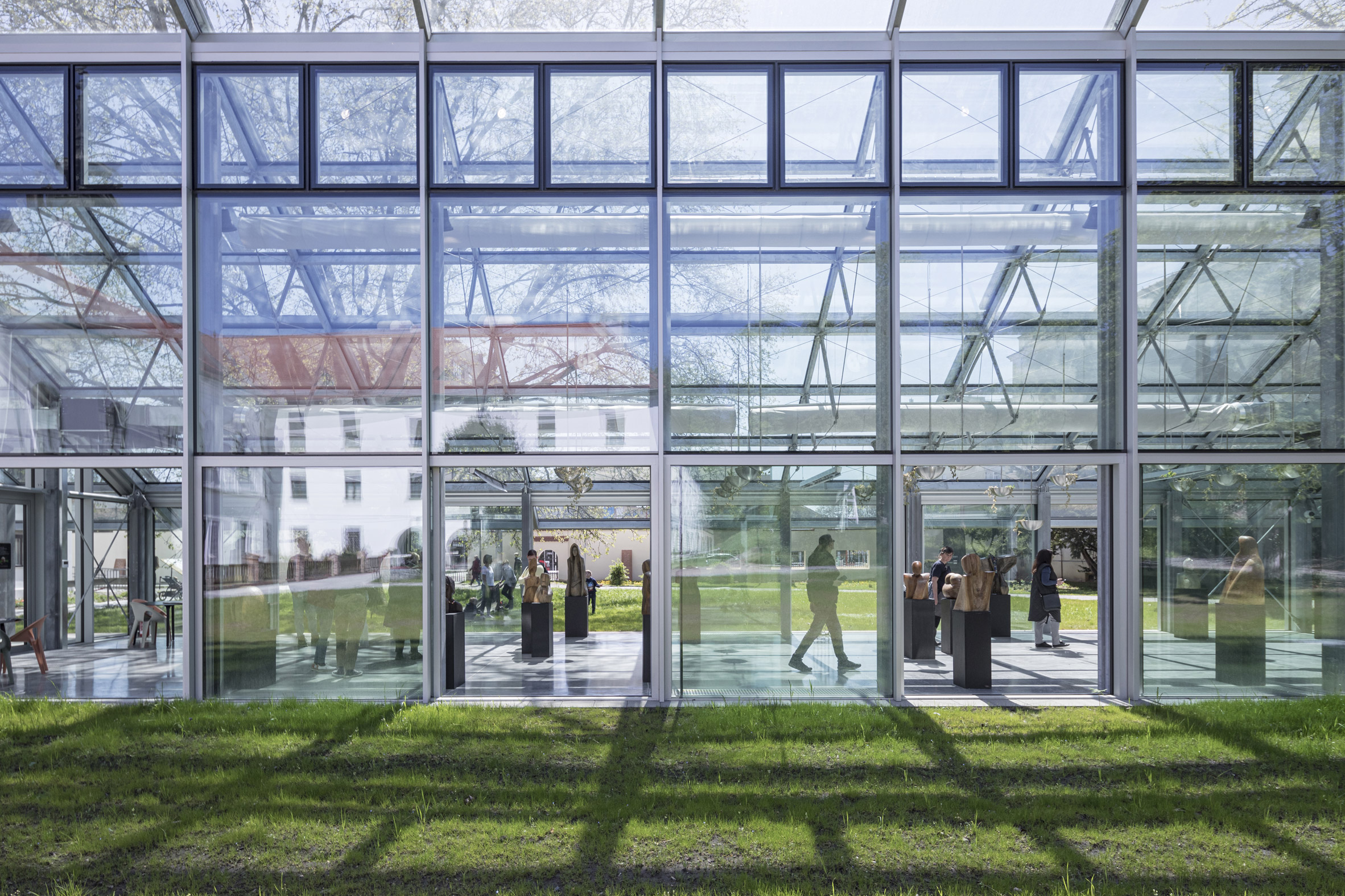 Photo of the facade of Mendel's Greenhouse by Chybik + Kristof 