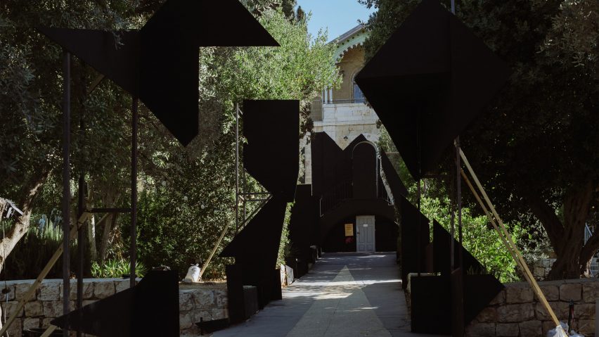 Fragmented X on the front of Hansen House at Jerusalem Design Week