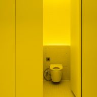 Marunouchi toilets by I IN