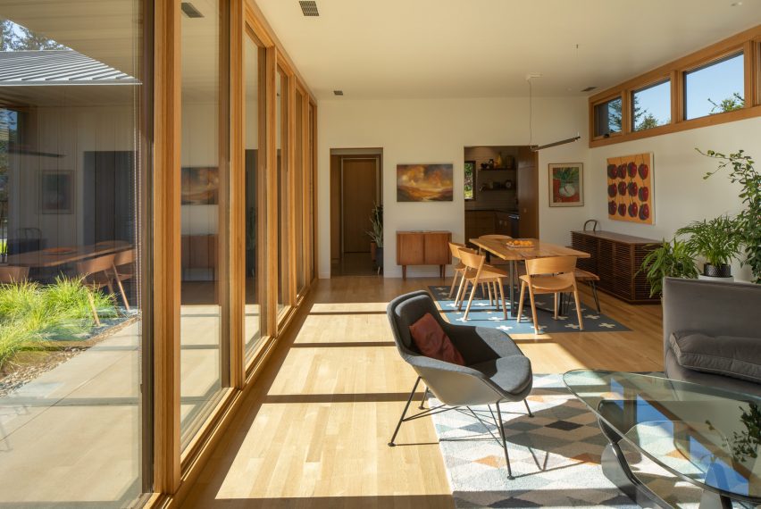 Living space within Meadow House in Oregon