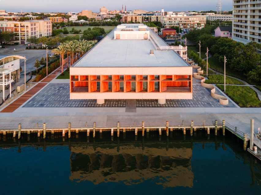 Вид с воздуха на Международный афроамериканский музей