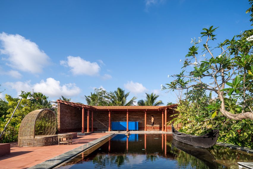 Pool at Indian house by Rain Studio