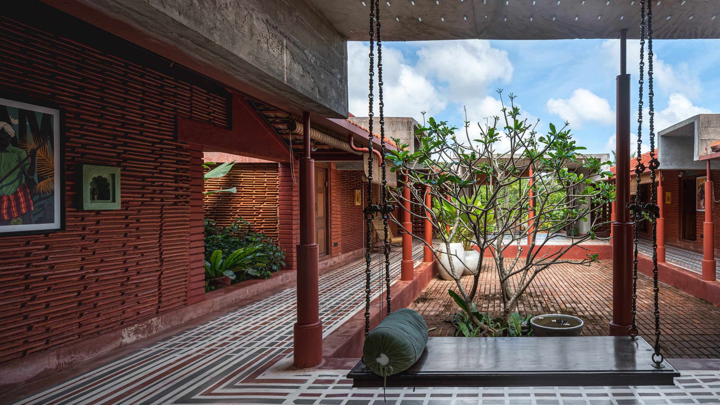Indian courtyard house by Rain Studio