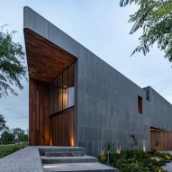 Reims 502 places pool atop basalt-clad Mexican home