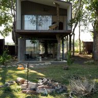 Tree House by the Lake by H.2 Workshop