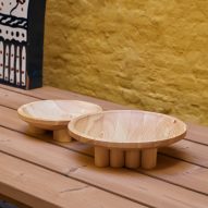 Wooden plates by Vaarnii