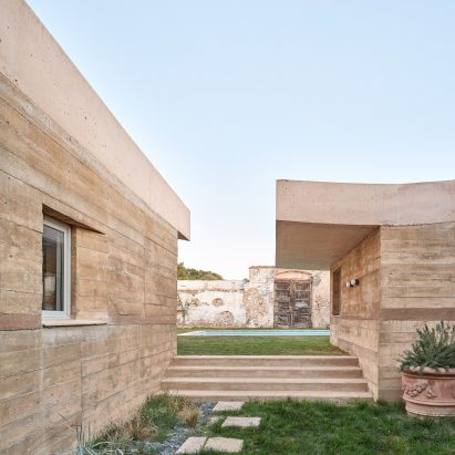 House in Sant Pere de Ribes by Arquitecturia