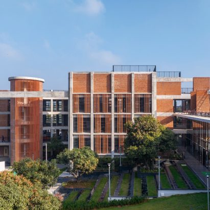 Euro School Bannerghatta by Vijay Gupta Architects