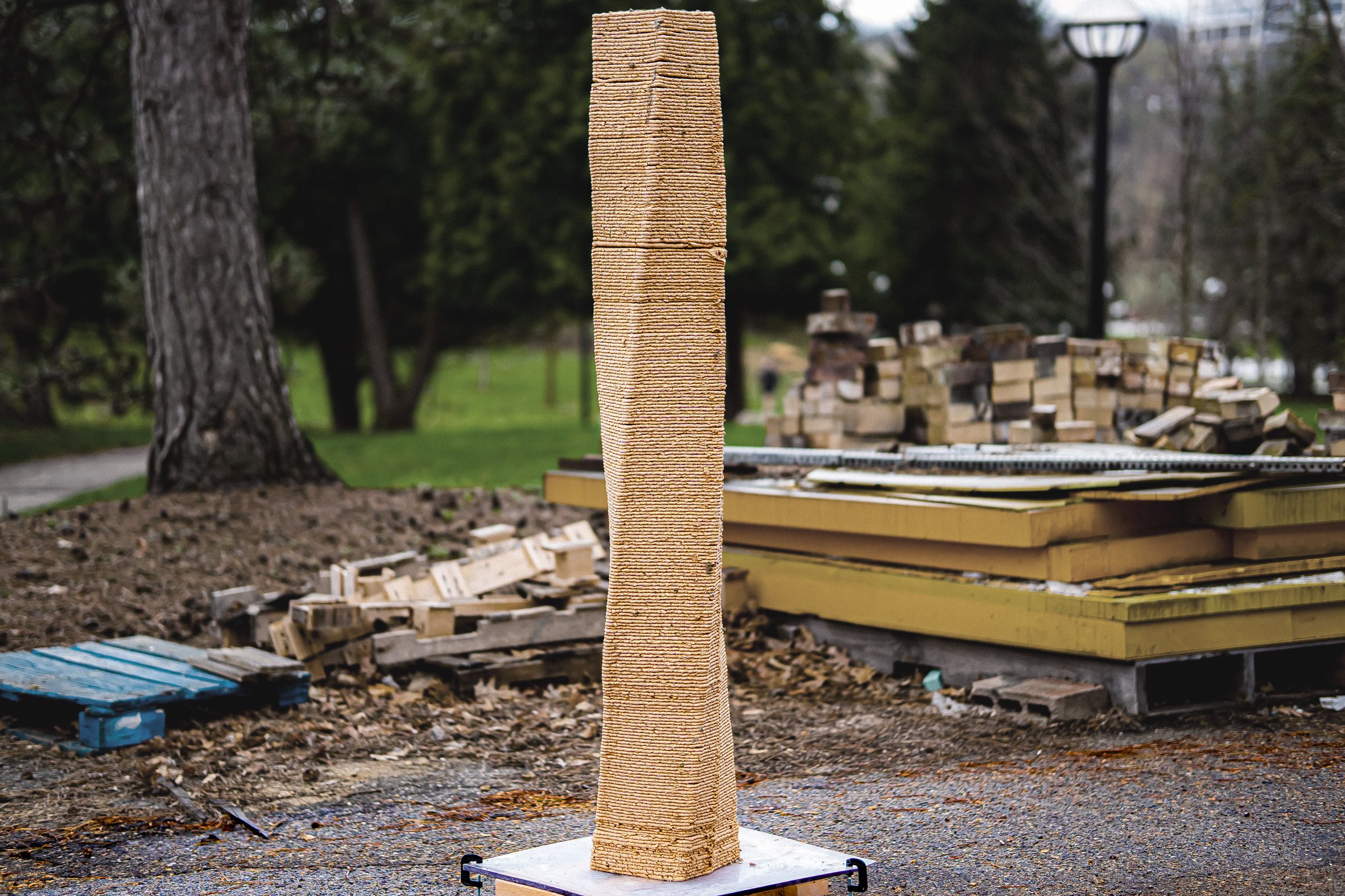 A 3D-printed column made of sawdust
