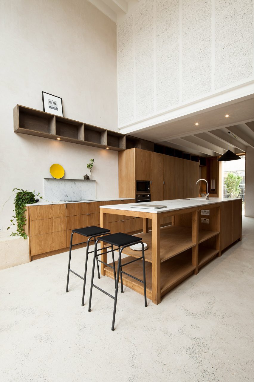 Kitchen with hempcrete walls