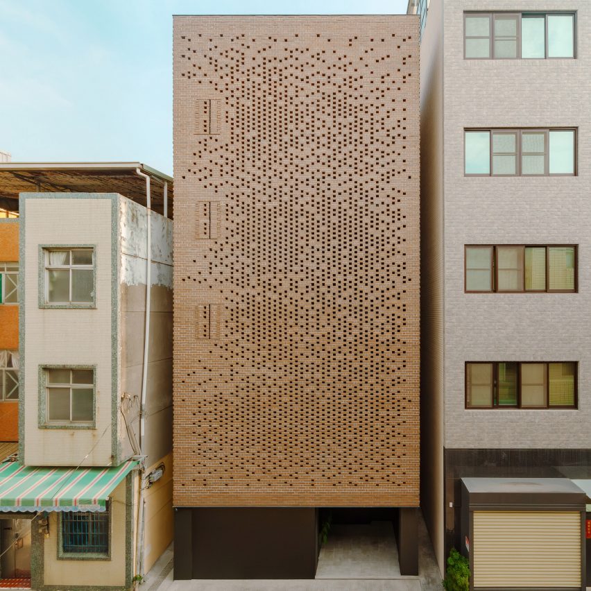 Exterior of Veil House in Taiwan by Paperfarm