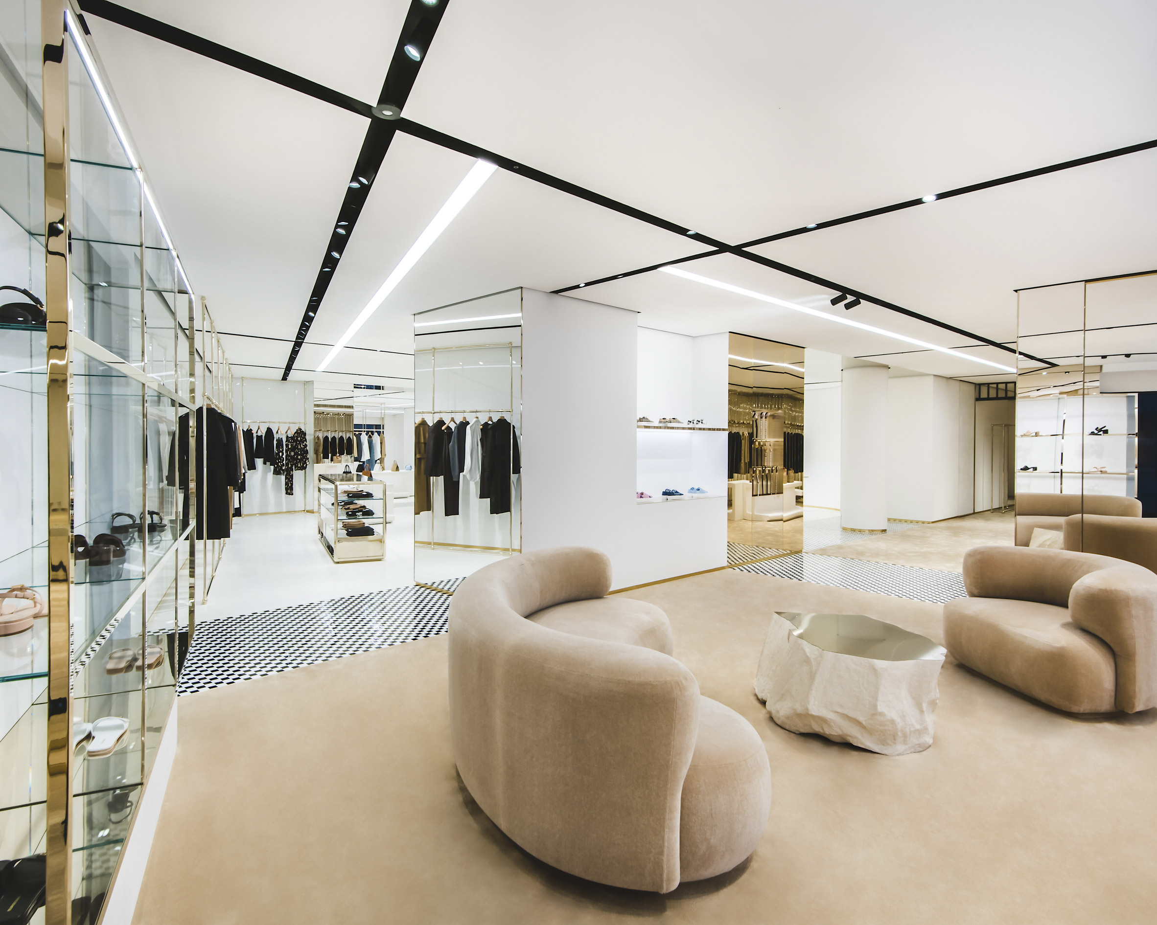 Louis Vuitton New Bond Street - Premier Retail