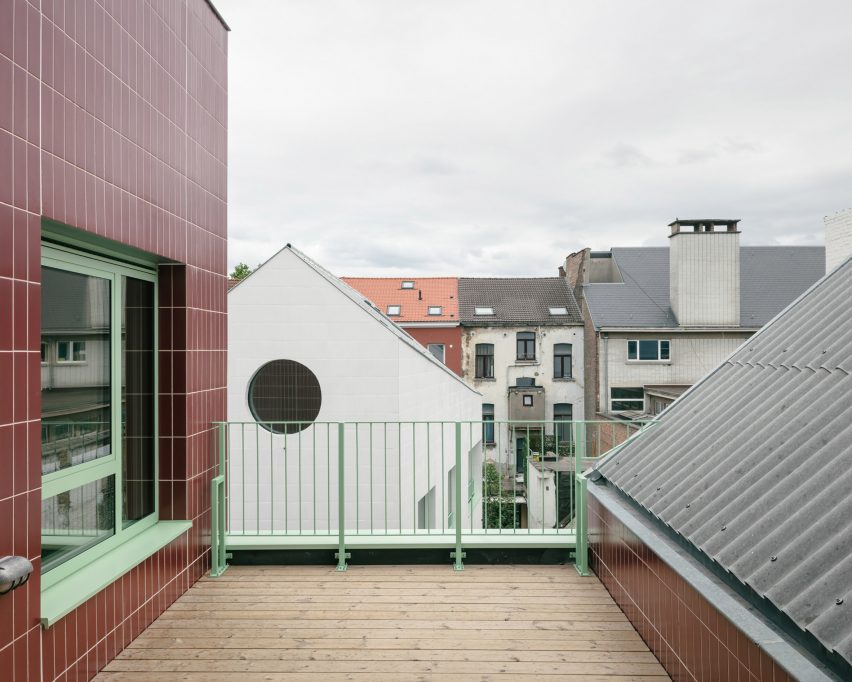 Terrace of Brussels housing by Notan Office