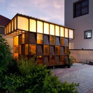 Rashid Ali Architects creates chequered garden tea room in Somaliland