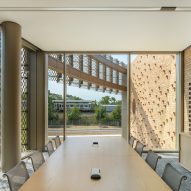 Office meeting room at Chicago Park District Headquarters by John Ronan Architects