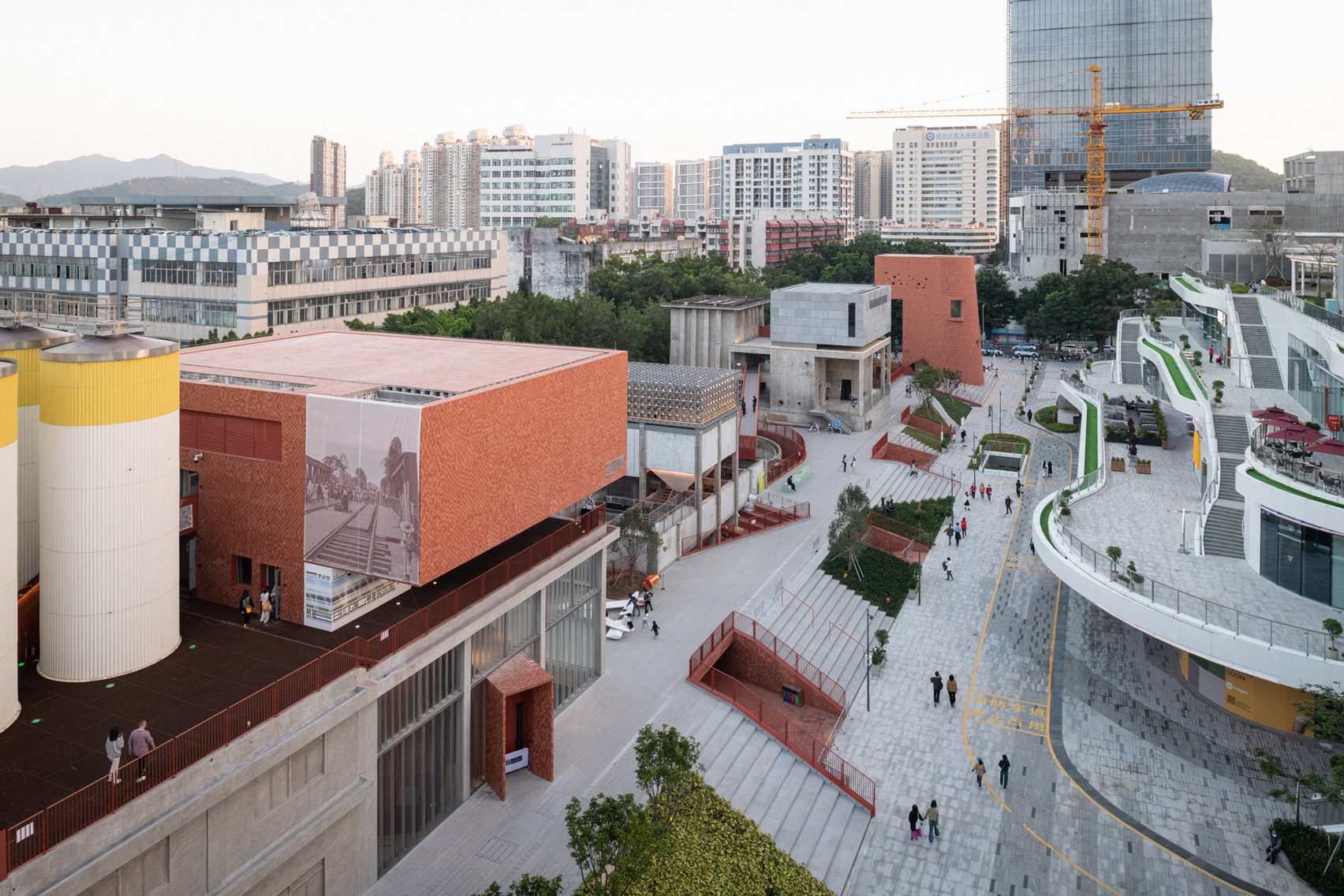 Cultural centre in Shenzhen by Urbanus