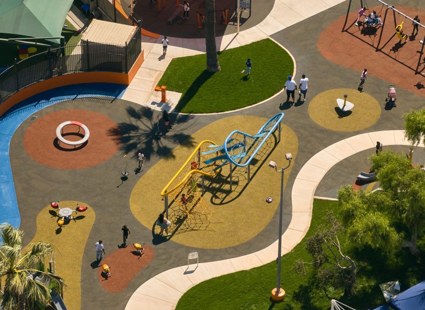 Multi-colour playground with recycled surface in Los Angeles