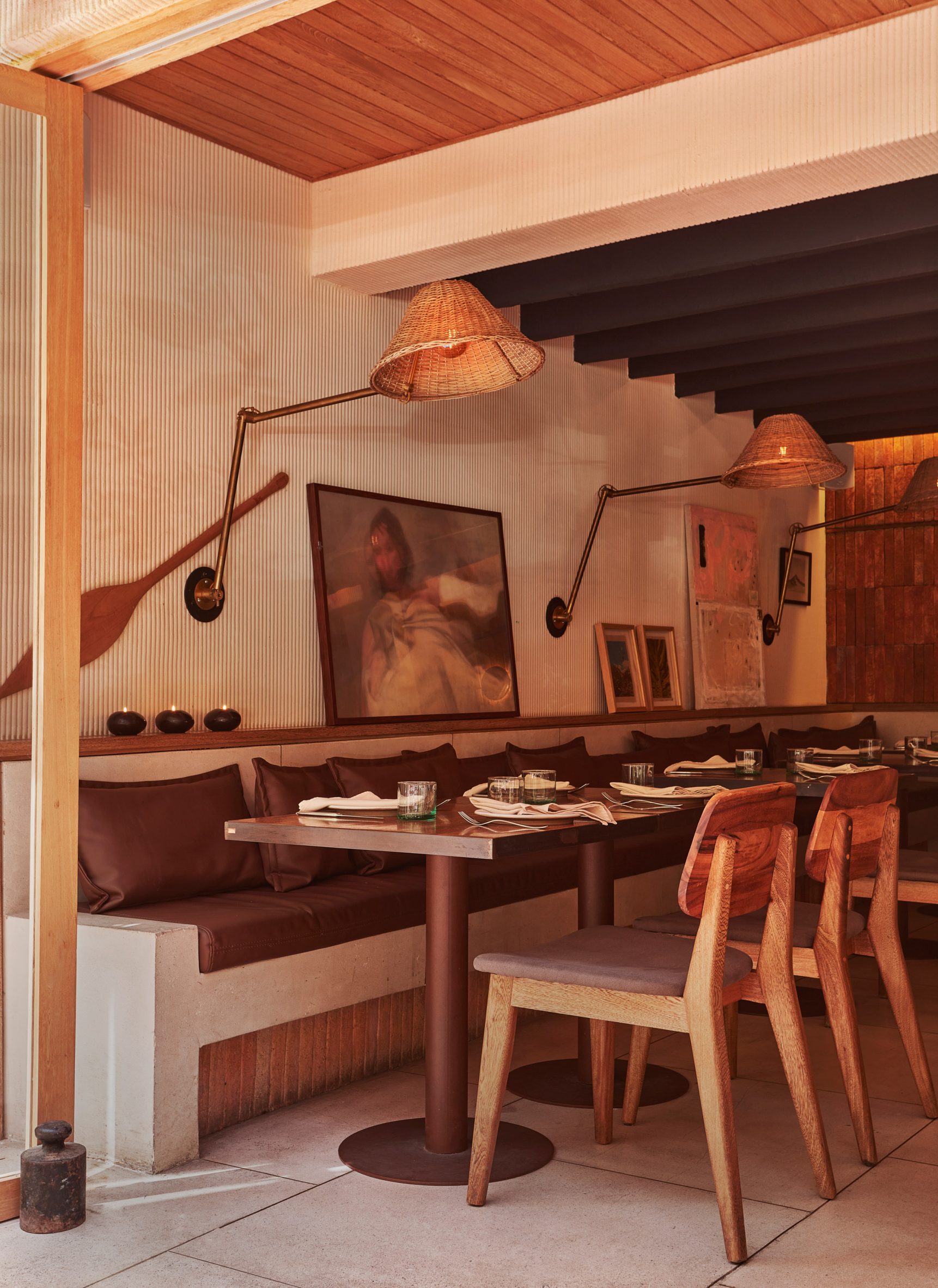 Ideal Restaurant by Lorenzo Botero and Martín Mendoza