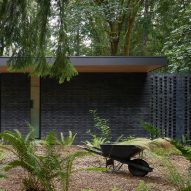 Black brick exterior of The Rambler house by GO'C