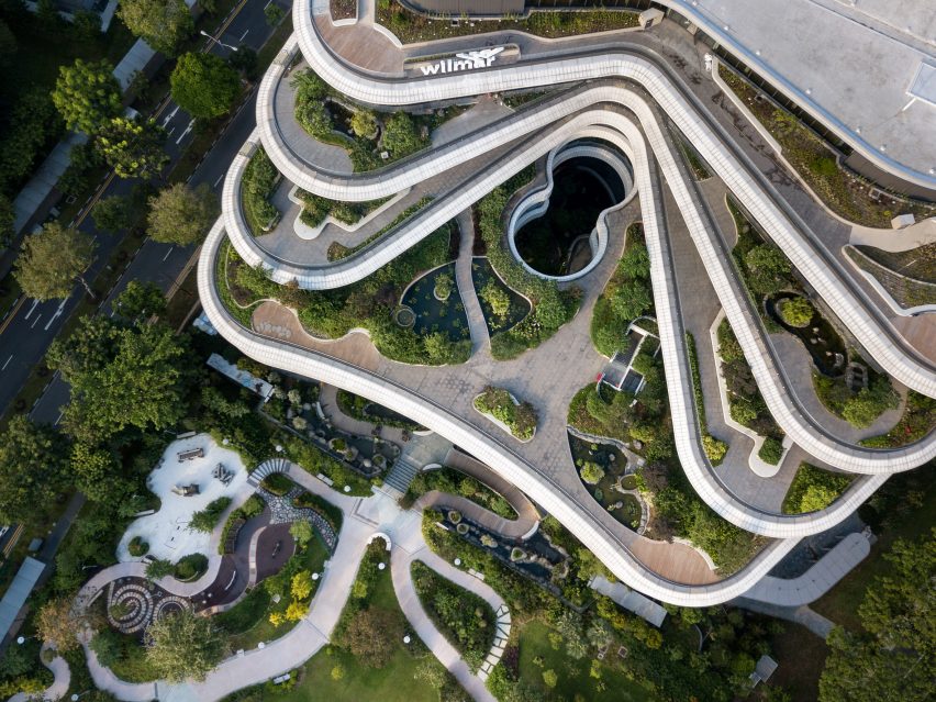 Вид с воздуха на штаб-квартиру Wilmar от Eric Parry Architects