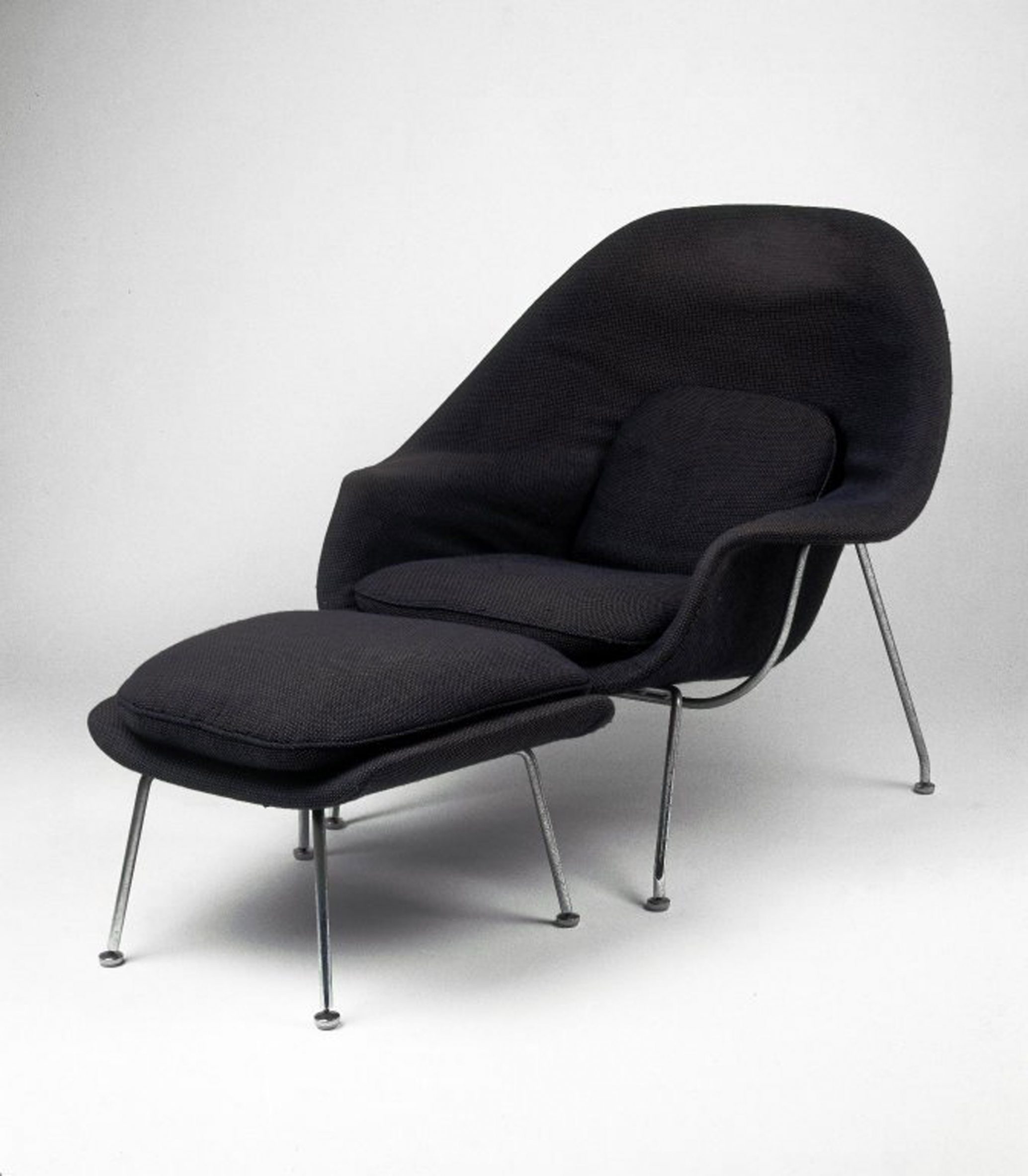 Saarinen best sale egg chair