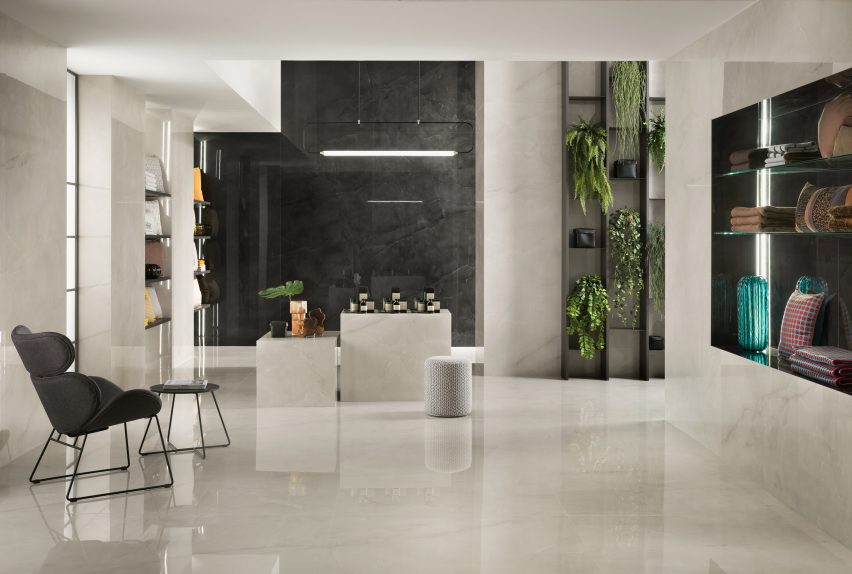 Black and white Marvel Onyx surfaces by Atlas Concorde