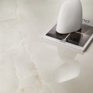 White Marvel Onyx surfaces by Atlas Concorde